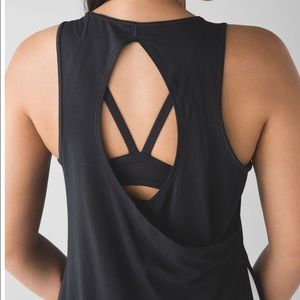 lululemon Cruiser Tank - size 8